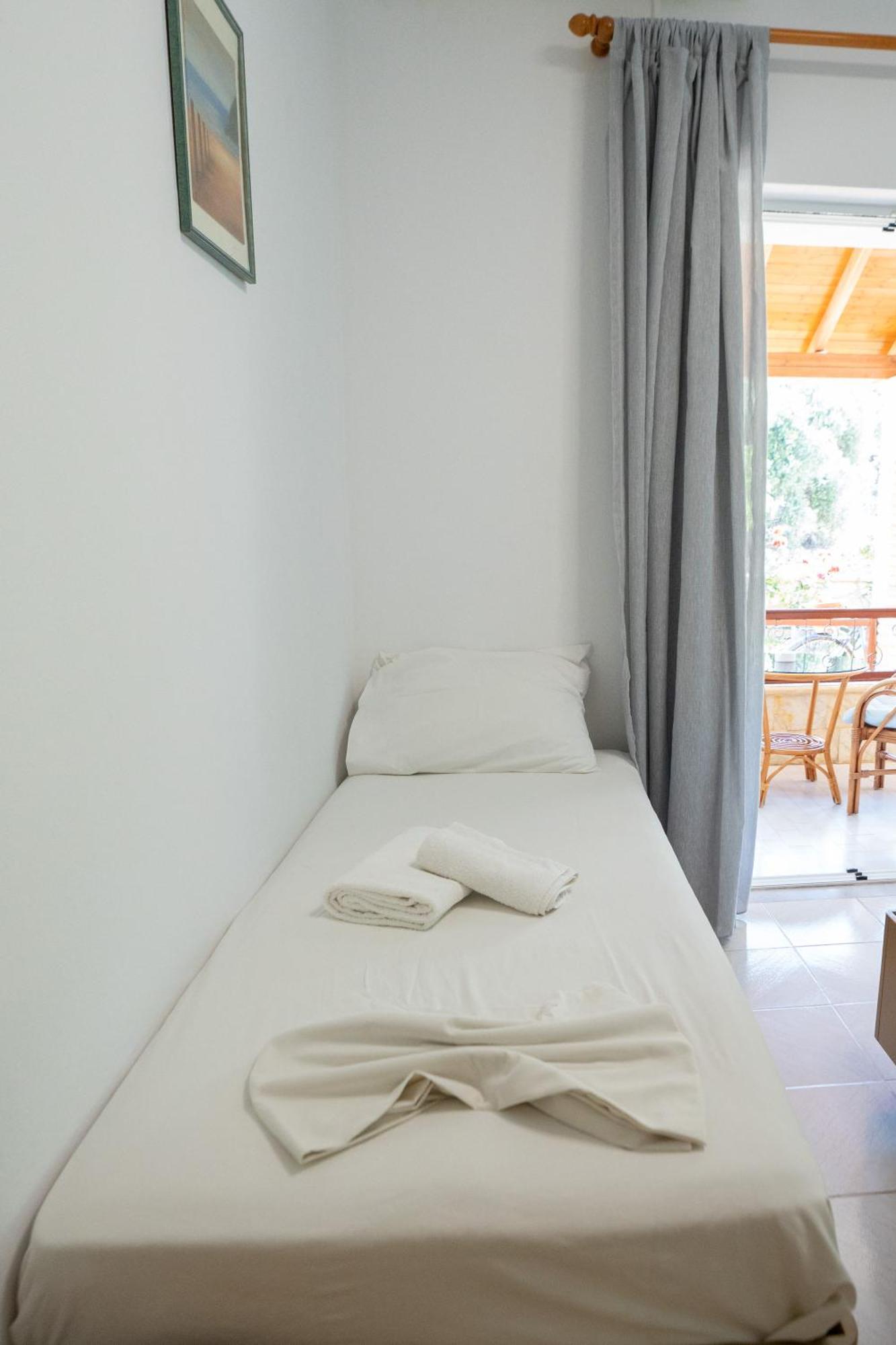 Elaia Modern Apartments Agia Kyriaki  ภายนอก รูปภาพ